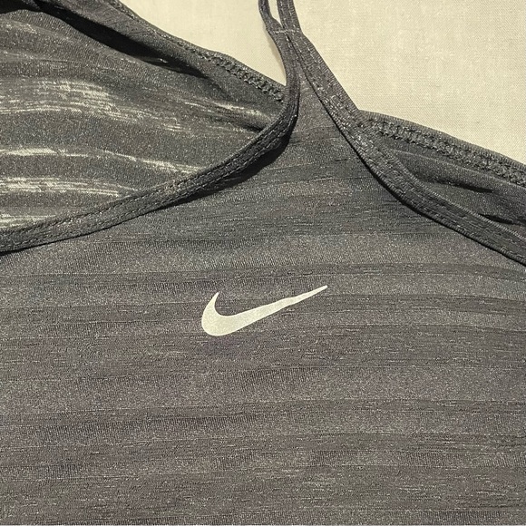 Nike dri-fit blank tank top, Large - Picture 3 of 5